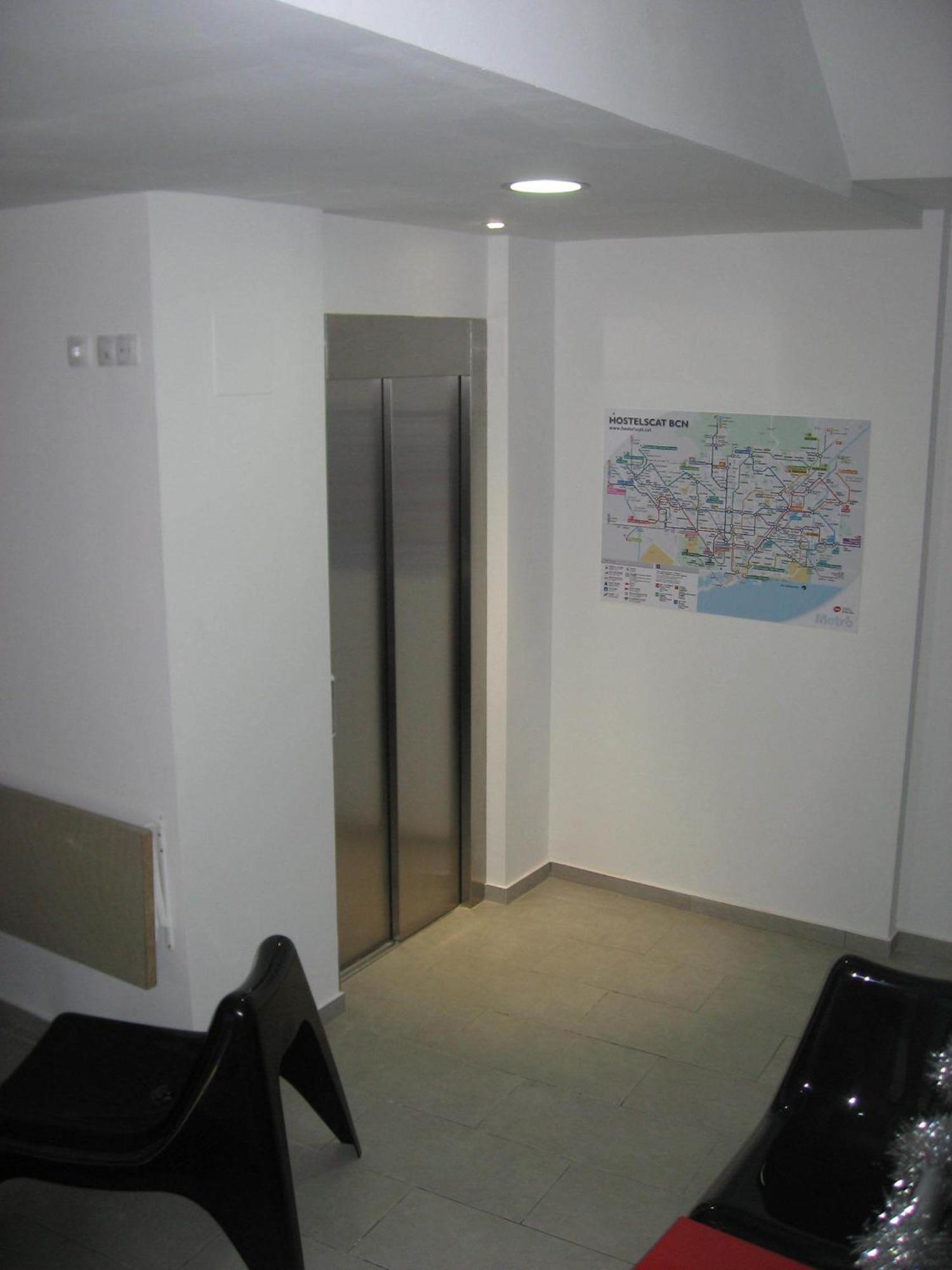 Hostelscat Barcelona Zewnętrze zdjęcie