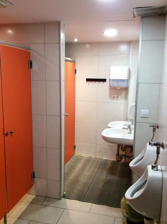 Hostelscat Barcelona Zewnętrze zdjęcie