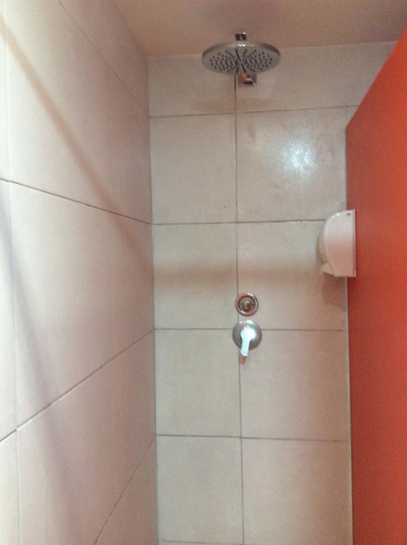 Hostelscat Barcelona Zewnętrze zdjęcie