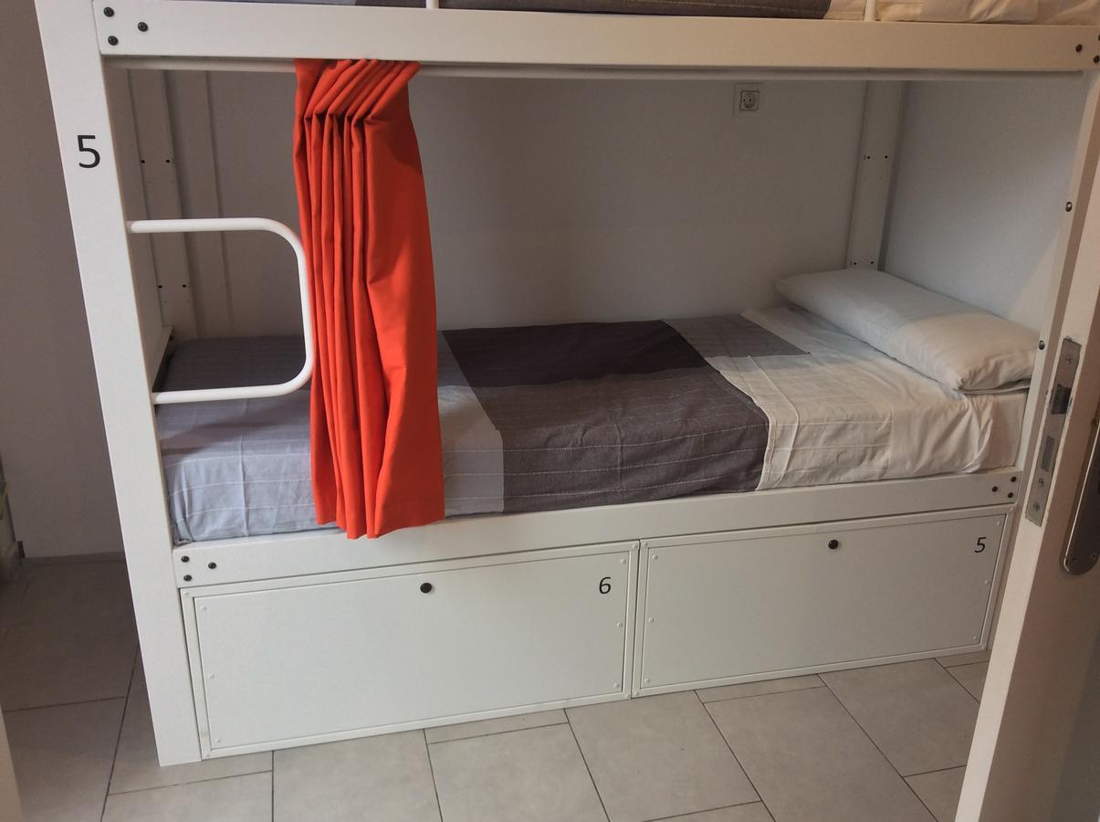 Hostelscat Barcelona Zewnętrze zdjęcie