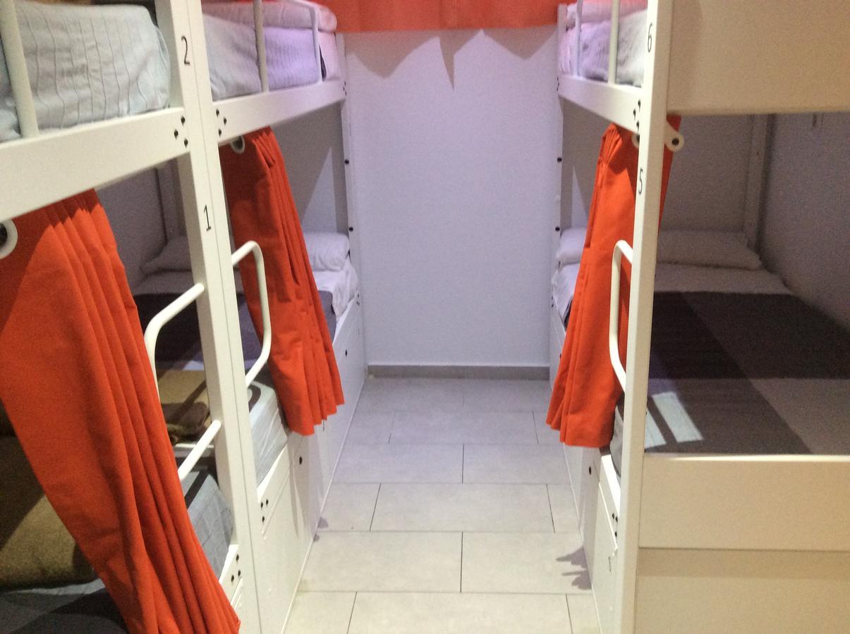 Hostelscat Barcelona Zewnętrze zdjęcie