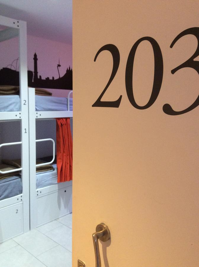 Hostelscat Barcelona Zewnętrze zdjęcie