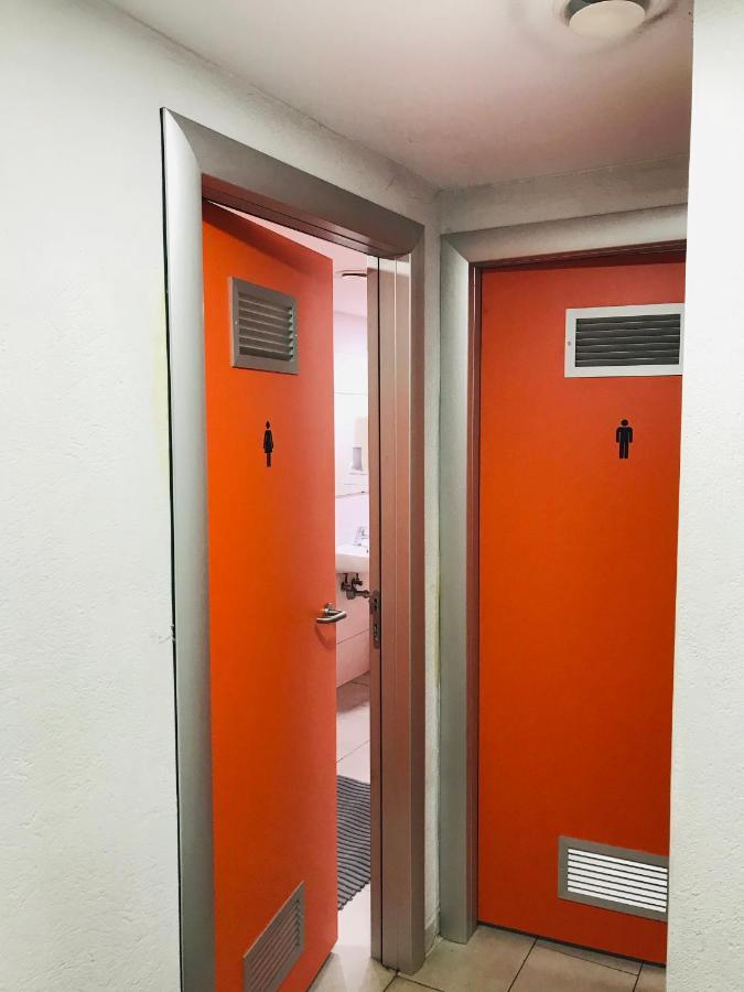 Hostelscat Barcelona Zewnętrze zdjęcie